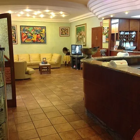 Casa *