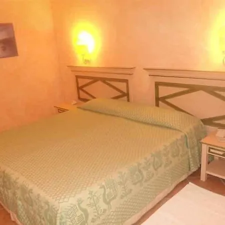 Casa *